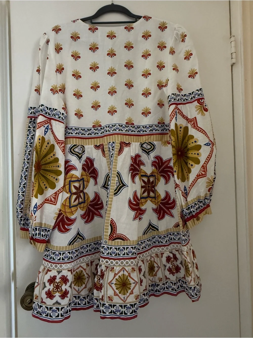 FARM Rio White Mini Dress with Red, Yellow & Blue Floral Motif - Picture 2 of 11